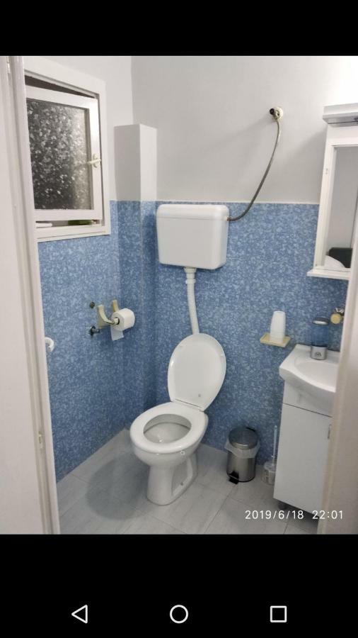 Apartmani Pinokio Ni Buitenkant foto